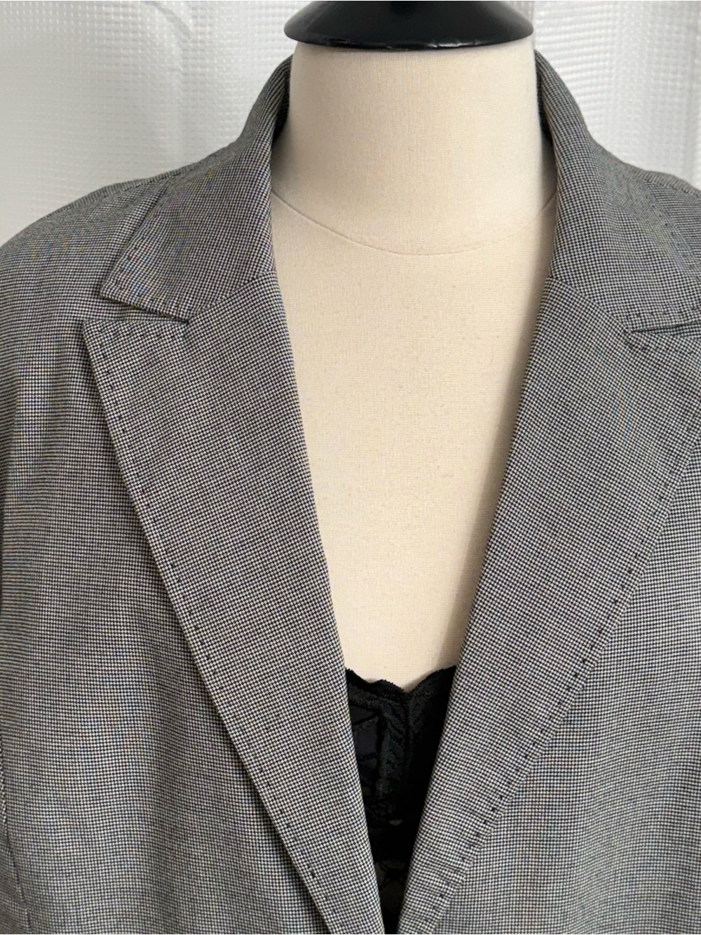 Larry Levine Classics Long Sleeve Single Button Waistband Closure Blazer, Sz 24W - Picture 2 of 9